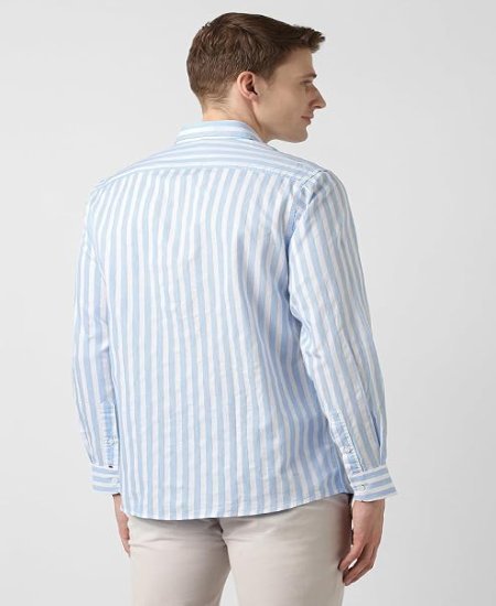 Man Classic Slim Fit Vertical Striped Casual Cotton Shirt