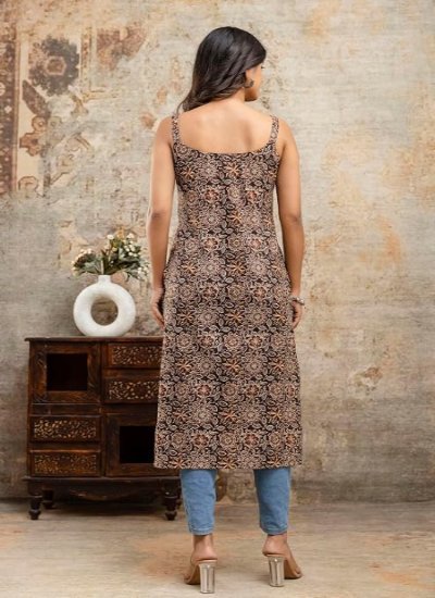 Pure Cotton Sleeveless Straight Long Kurti for Women's