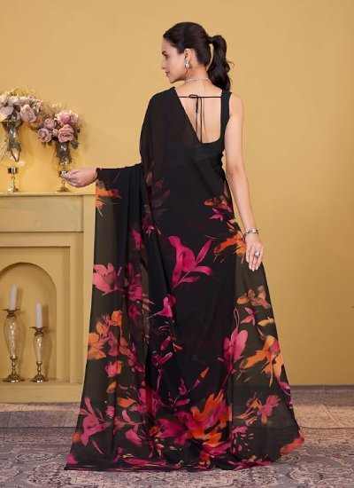 Garden Vareli Georgette Floral Printed Saree